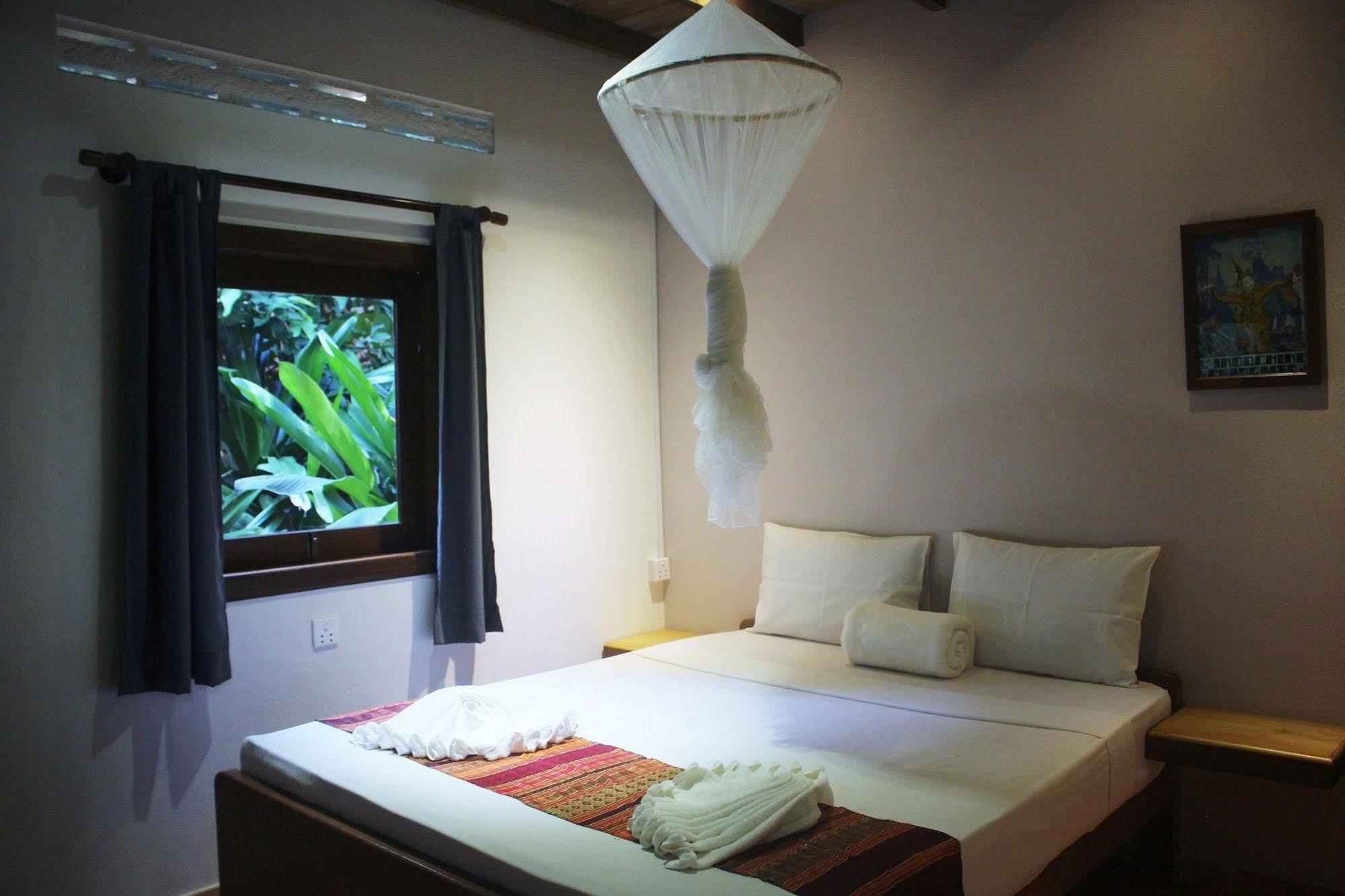 Hotel Botanica Kep Exterior foto