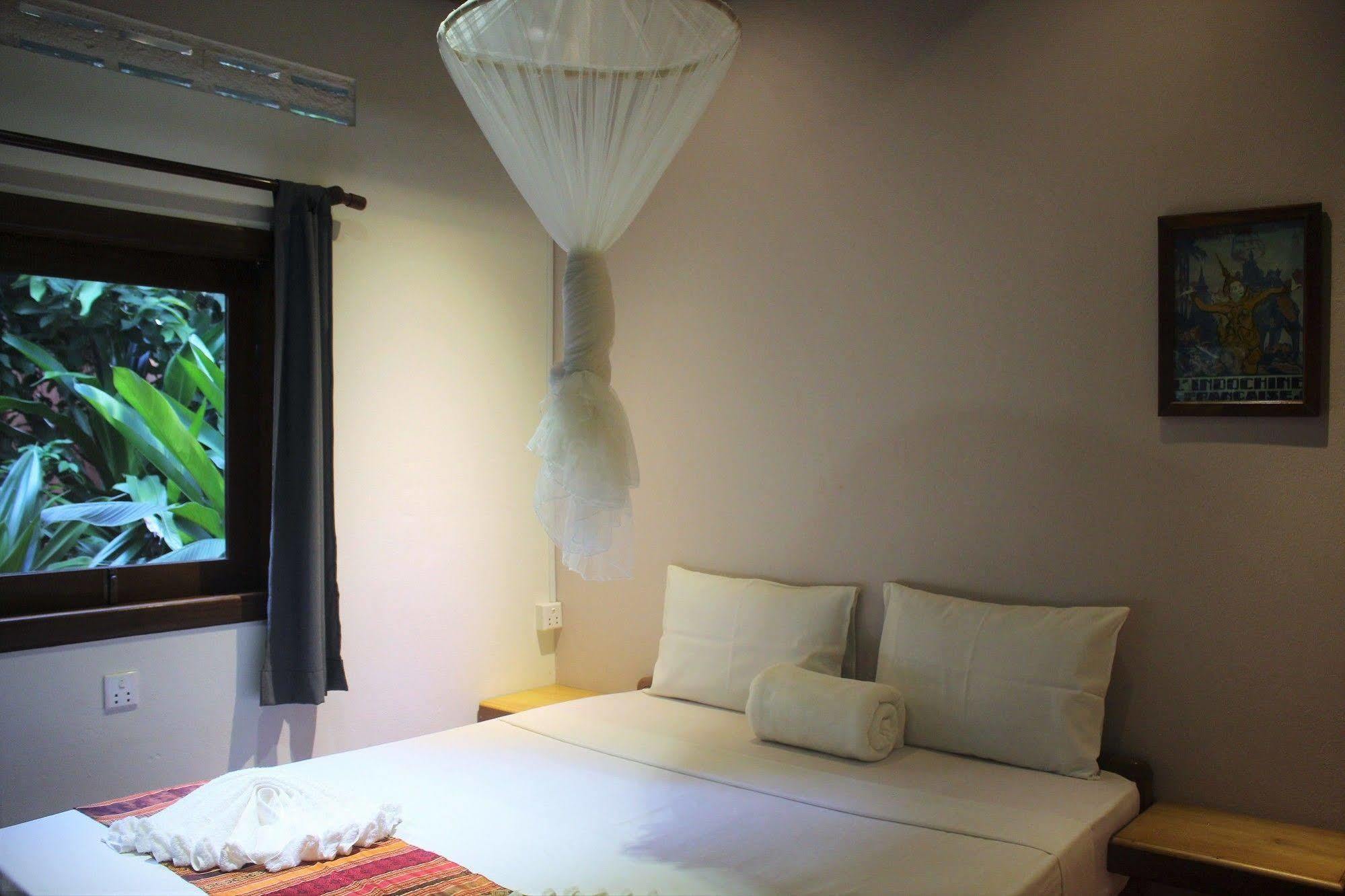Hotel Botanica Kep Exterior foto